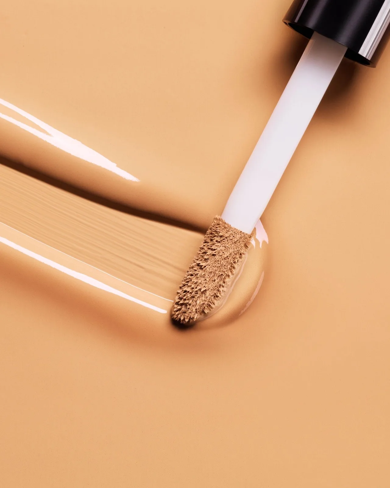 Facefinity franchise Max Factor packaging by Highlight London